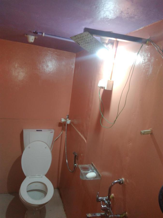 K.S.N. Varanasi Paying Guest House Eksteriør billede